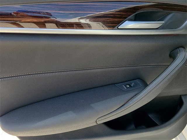 Used 2022 BMW 530i w/ Convenience Package image 18