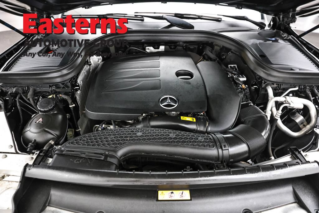 Used 2021 Mercedes-Benz GLC 300 4MATIC w/ Multimedia Package image 7