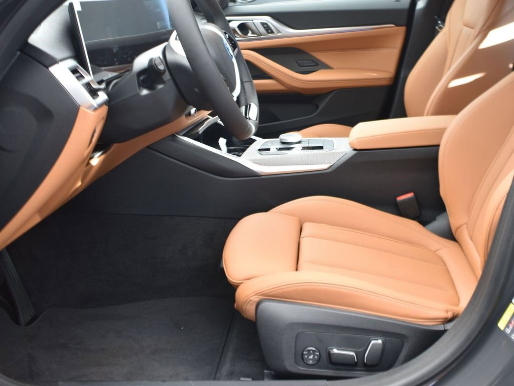 New 2025 BMW i4 eDrive40 w/ Premium Package image 12