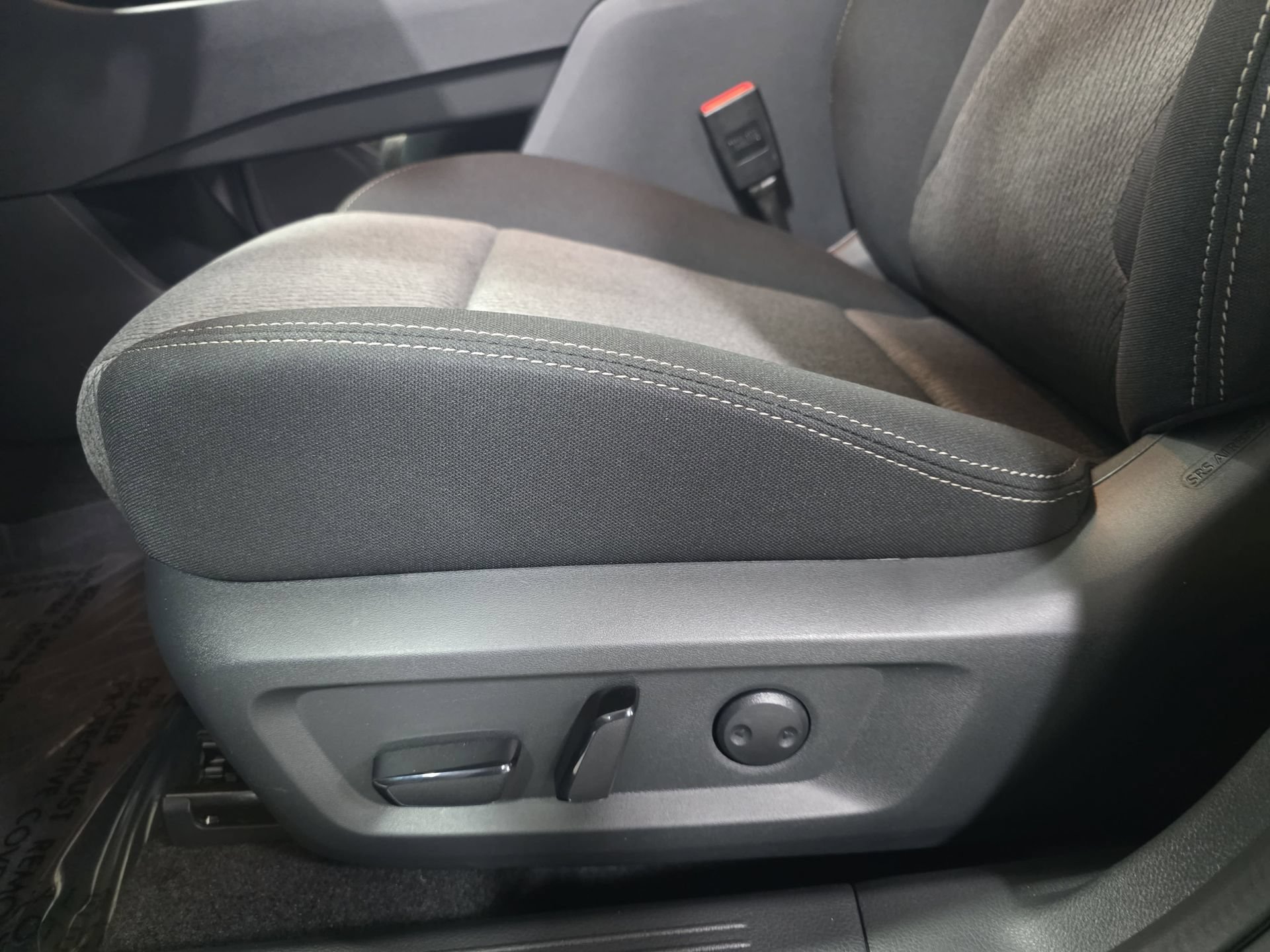 New 2026 Nissan Rogue SV FWD image 28