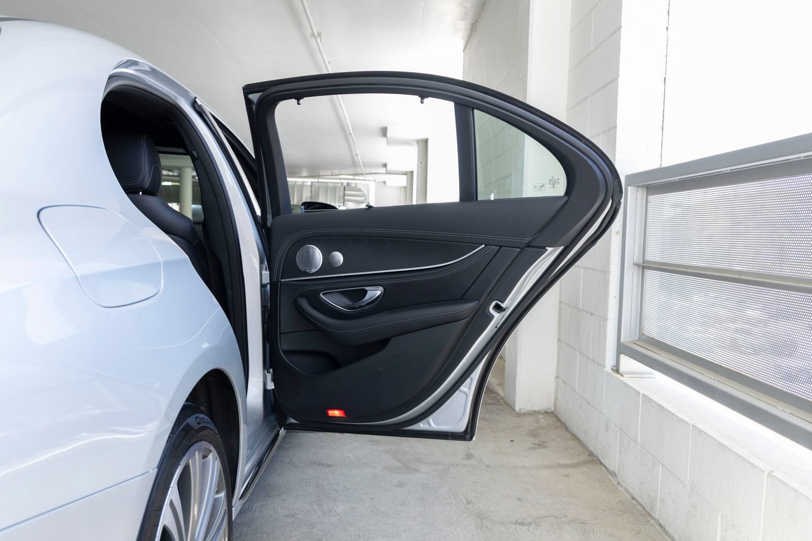 Used 2019 Mercedes-Benz E 300 image 23