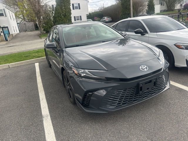Used 2025 Toyota Camry XSE AWD/4WD image 6