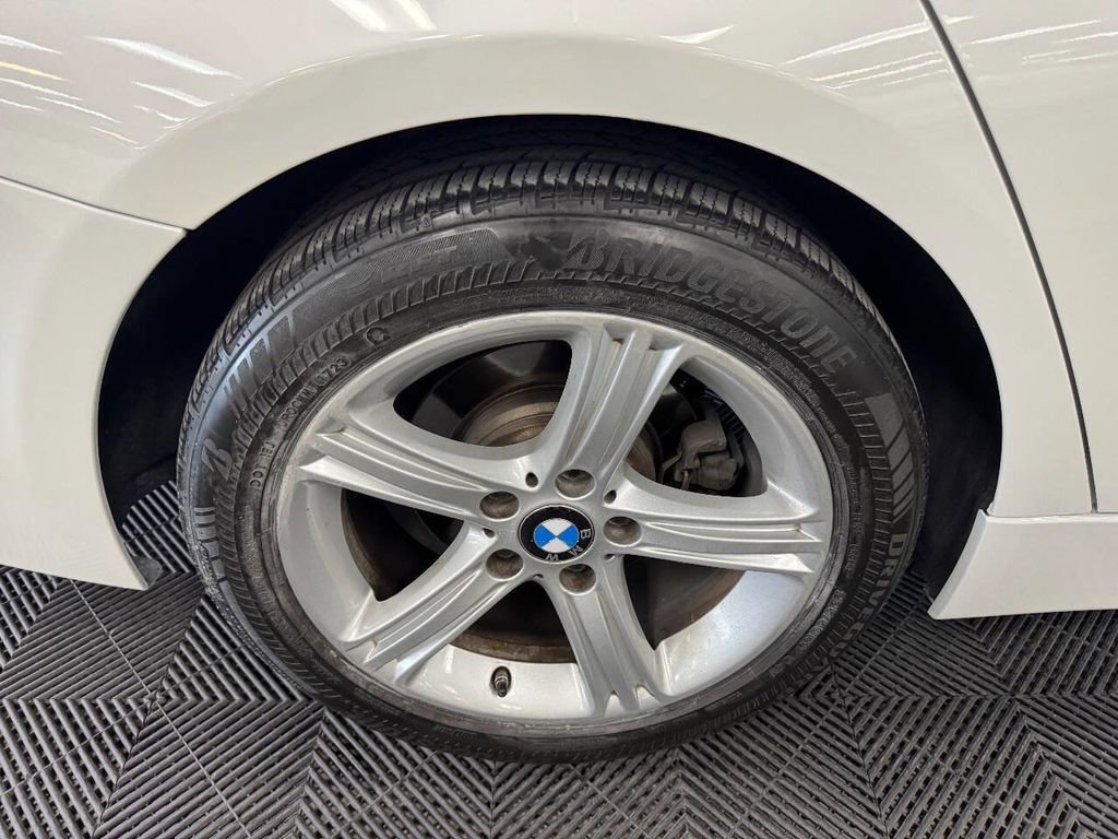 Used 2015 BMW 320i xDrive Sedan AWD/4WD image 19