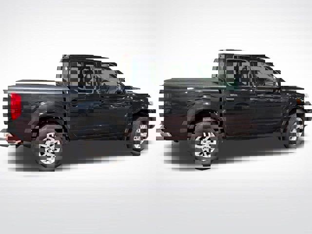 Used 2019 Nissan Frontier SV image 3