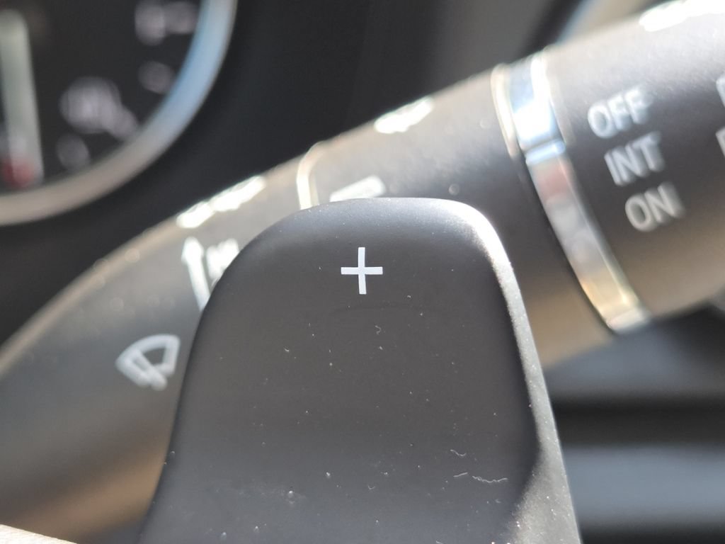 Used 2024 Buick Enclave Avenir w/ Avenir Technology Package FWD image 14
