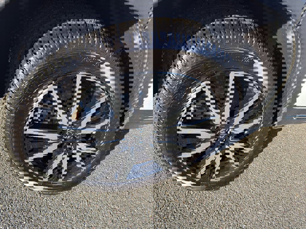 Used 2020 Honda Pilot Touring image 4