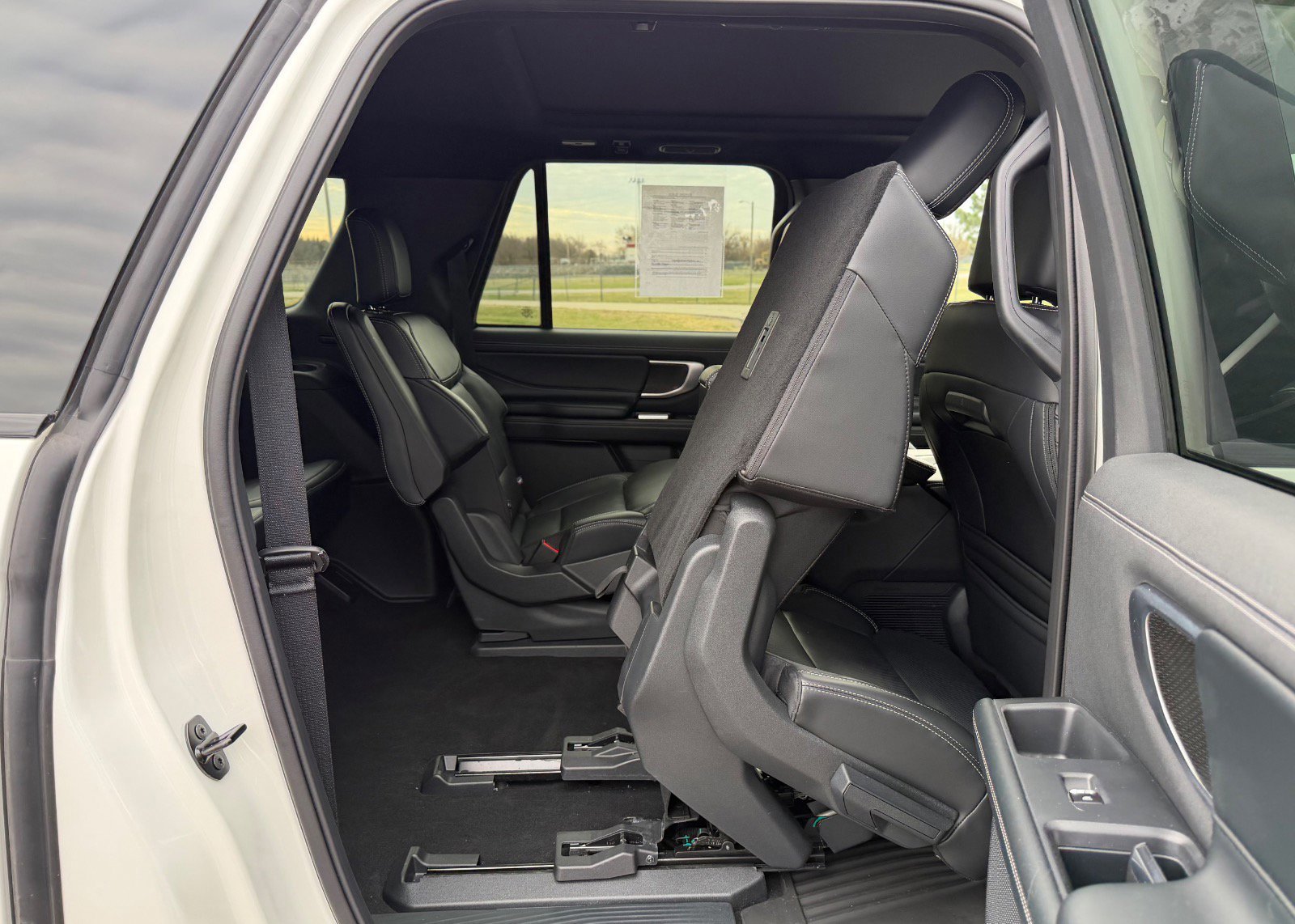 Certified 2025 Ford Expedition Max Platinum w/ Stealth Appearance Package image 27