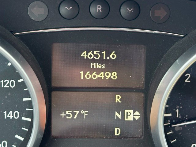 Used 2011 Mercedes-Benz ML 350 4MATIC image 19