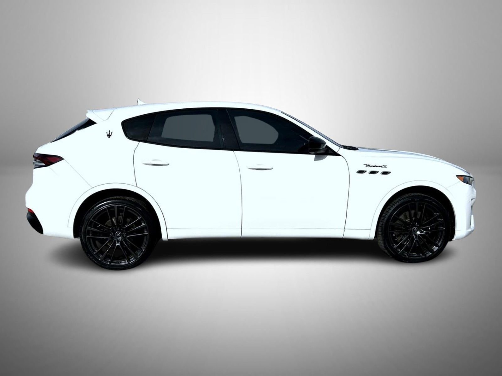 Used 2022 Maserati Levante Modena S image 4