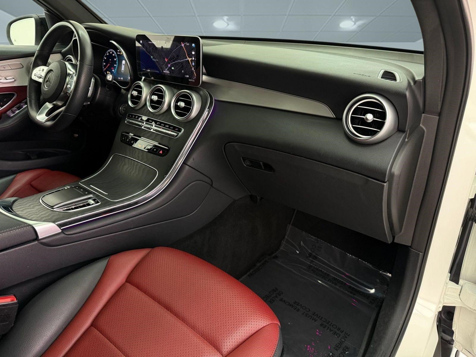 Used 2021 Mercedes-Benz GLC 300 4MATIC Coupe image 27