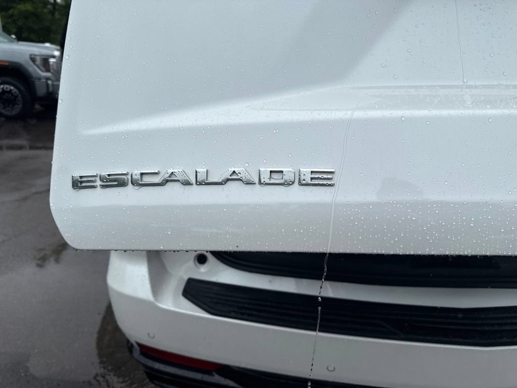 Used 2021 Cadillac Escalade Sport w/ Driver Assist Tech Package AWD/4WD image 16