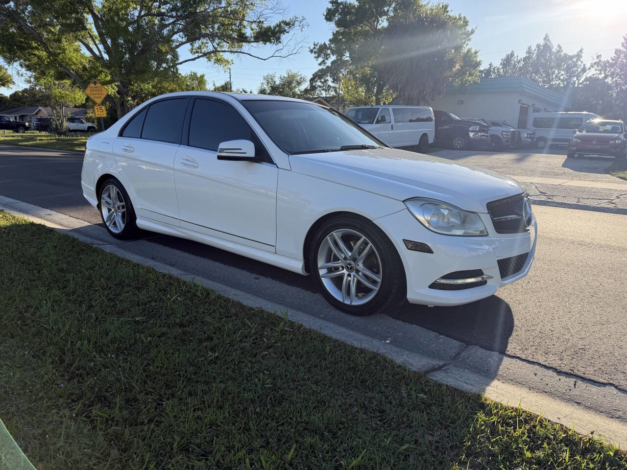 Used 2013 Mercedes-Benz C 250 Sedan image 2