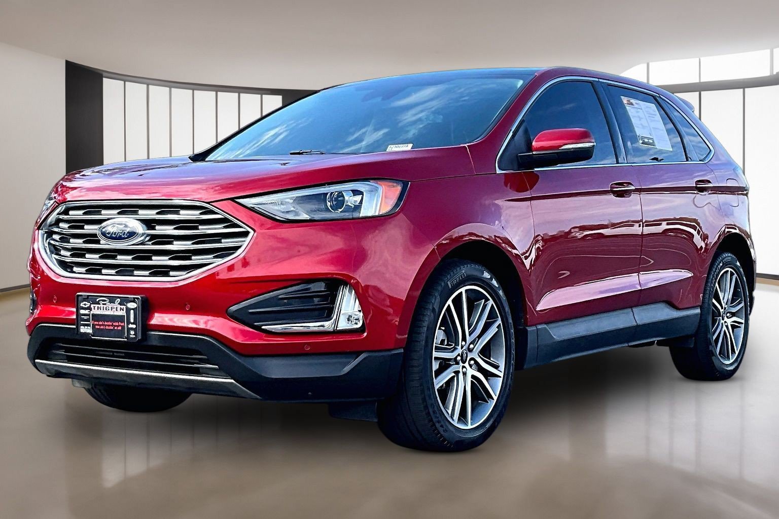 Used 2024 Ford Edge Titanium AWD/4WD image 3