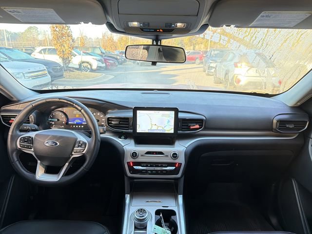 Used 2021 Ford Explorer XLT w/ Equipment Group 202A image 23