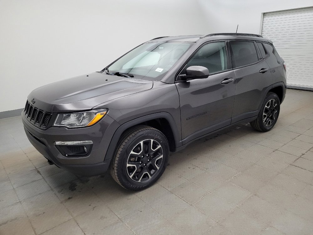 Used 2020 Jeep Compass Sport image 2