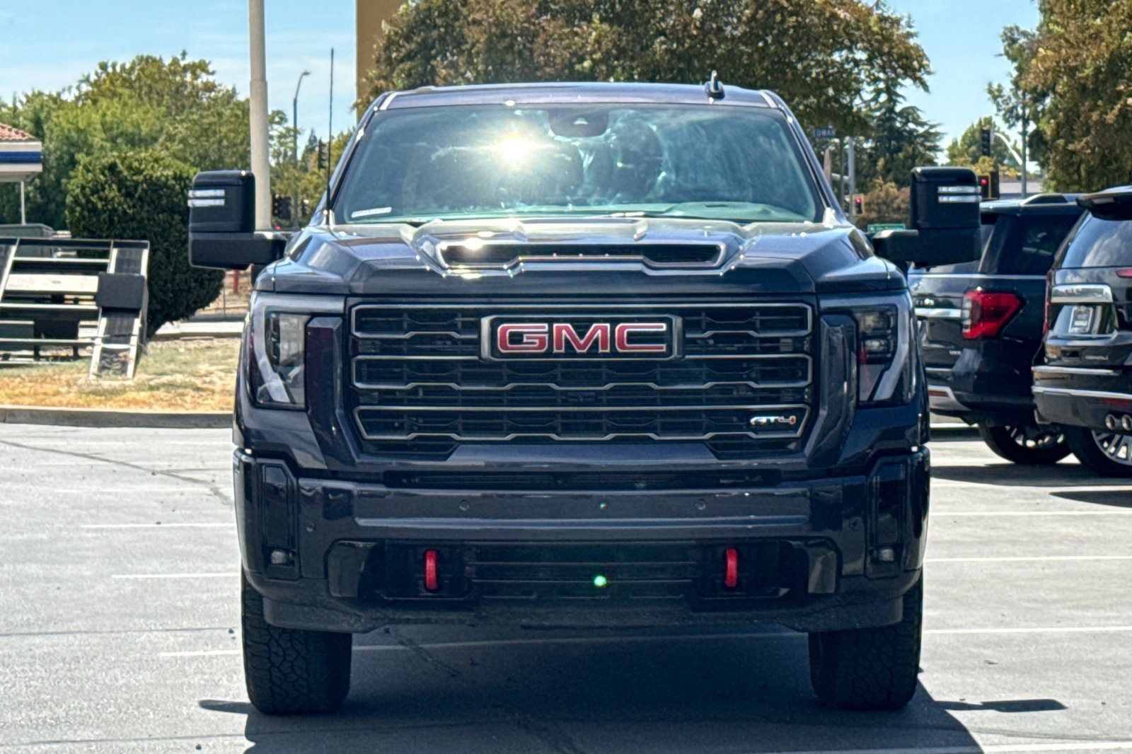 Used 2026 GMC Sierra 2500 AT4 AWD/4WD image 10