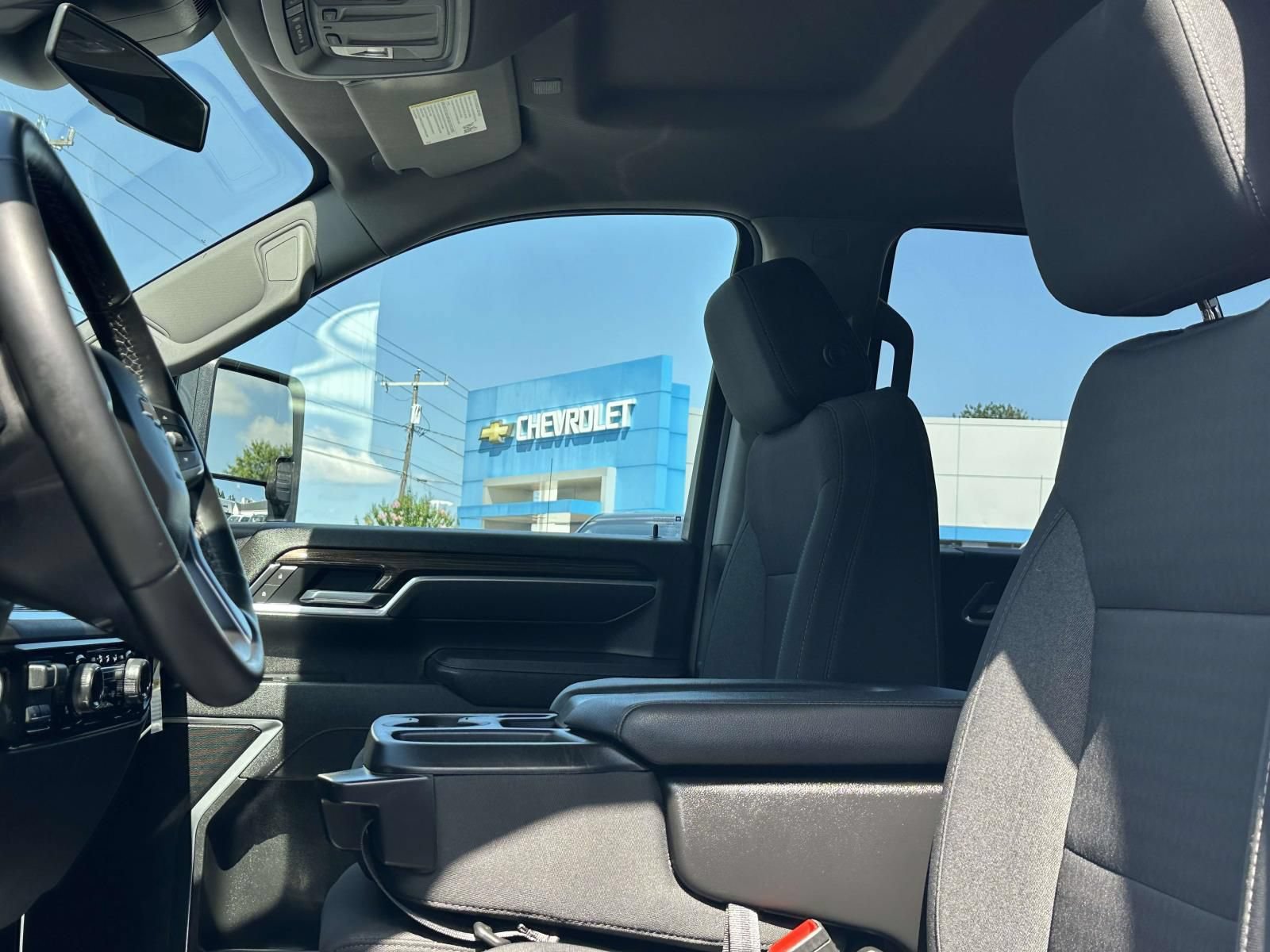 Certified 2025 Chevrolet Silverado 2500 LT w/ Convenience Package AWD/4WD image 23