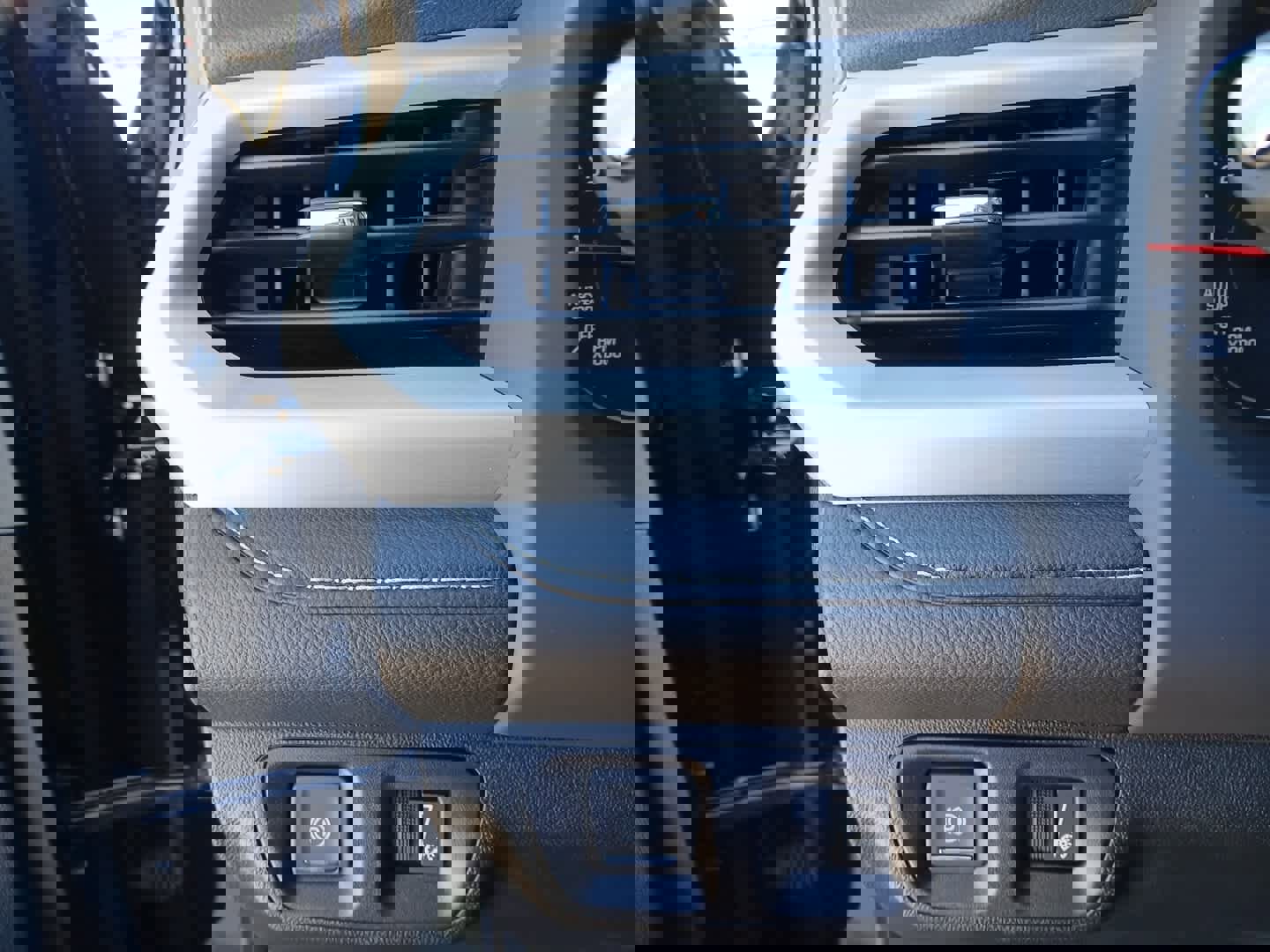 Used 2023 GMC Acadia SLT w/ Preferred Package image 51