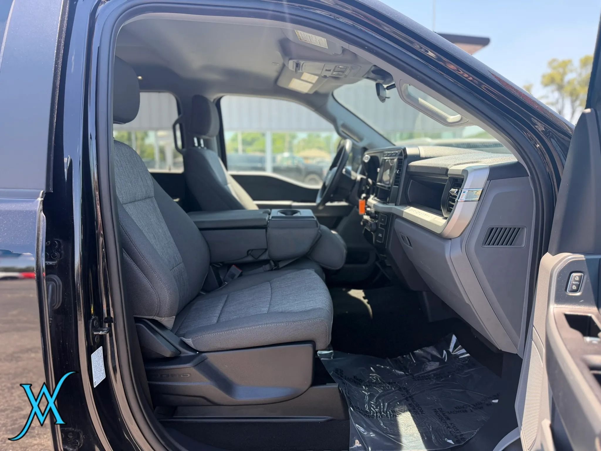 Used 2024 Ford F250 XL w/ STX Appearance Package AWD/4WD image 21