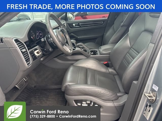 Used 2021 Porsche Cayenne GTS AWD/4WD image 8