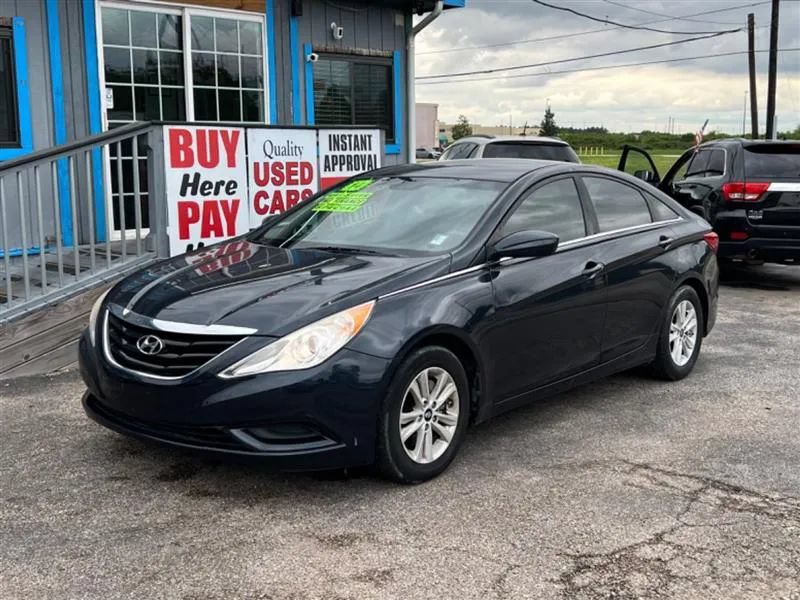 Used 2014 Hyundai Sonata GLS FWD image 2