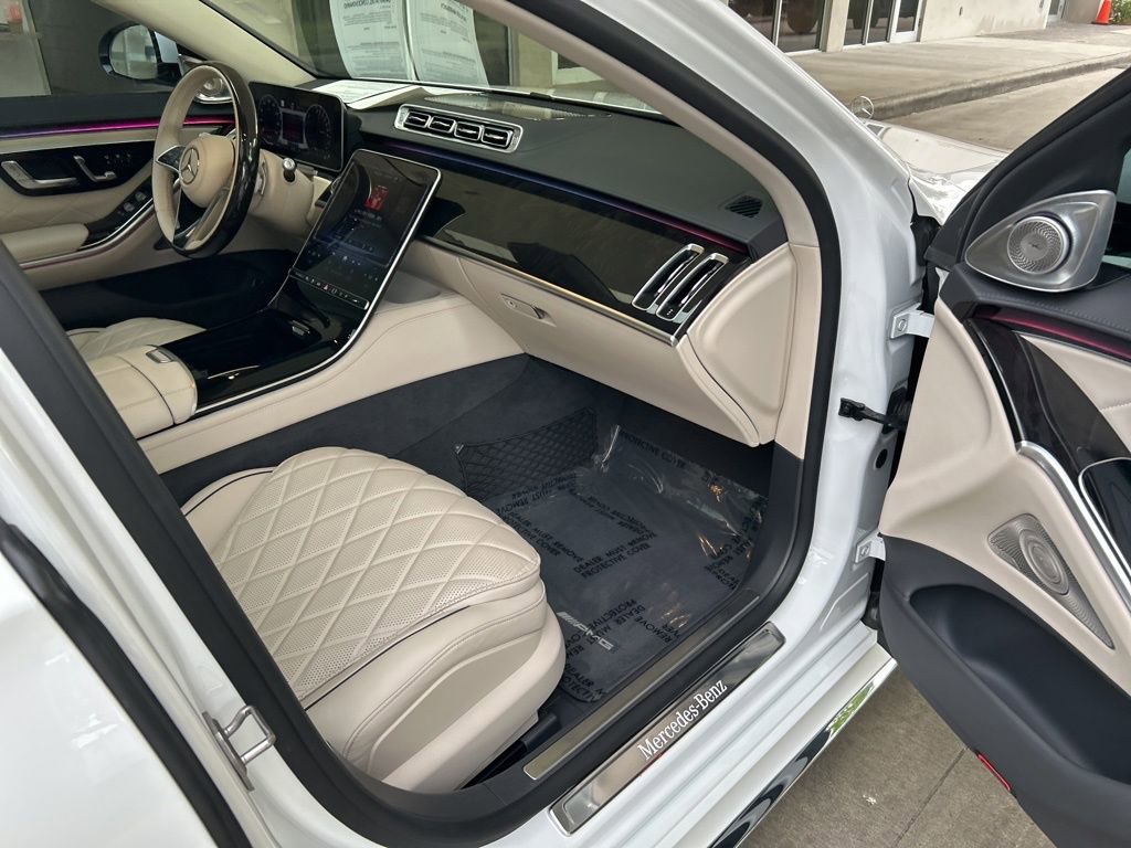 Used 2024 Mercedes-Benz S 580e 4MATIC Sedan w/ AMG Line image 26