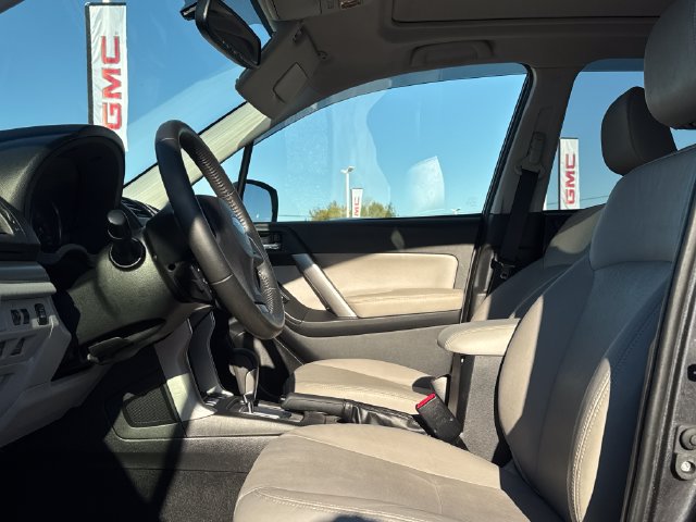 Used 2015 Subaru Forester 2.5i Limited AWD/4WD image 13