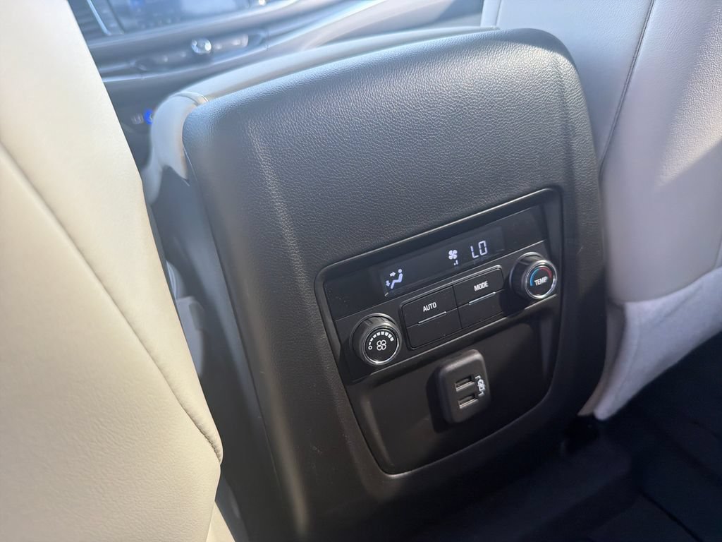 Used 2023 Buick Enclave Essence w/ Experience Buick Package AWD/4WD image 15