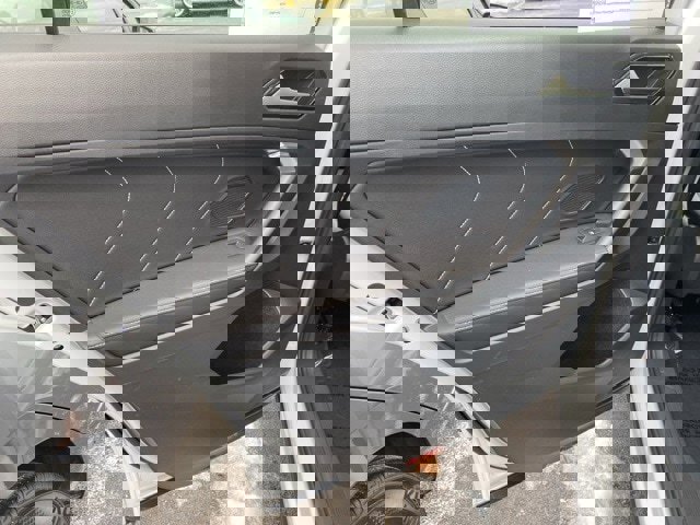 Used 2023 Volkswagen Tiguan SE R-Line image 50