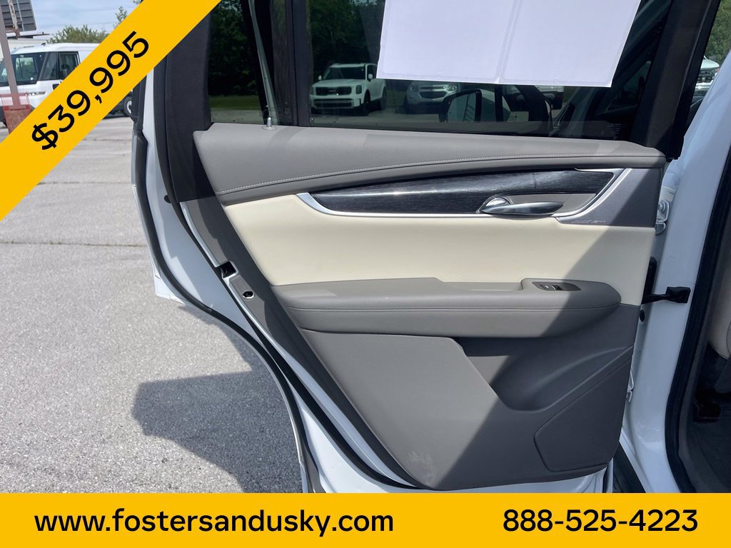 Used 2024 Cadillac XT6 Premium Luxury w/ Technology Package AWD/4WD image 16
