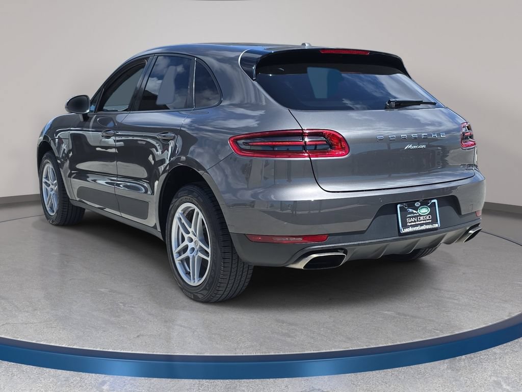 Used 2018 Porsche Macan AWD/4WD image 8