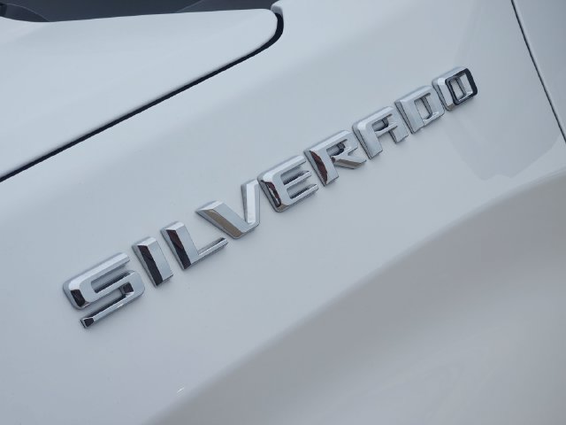 Used 2023 Chevrolet Silverado 1500 RST w/ Convenience Package II AWD/4WD image 9