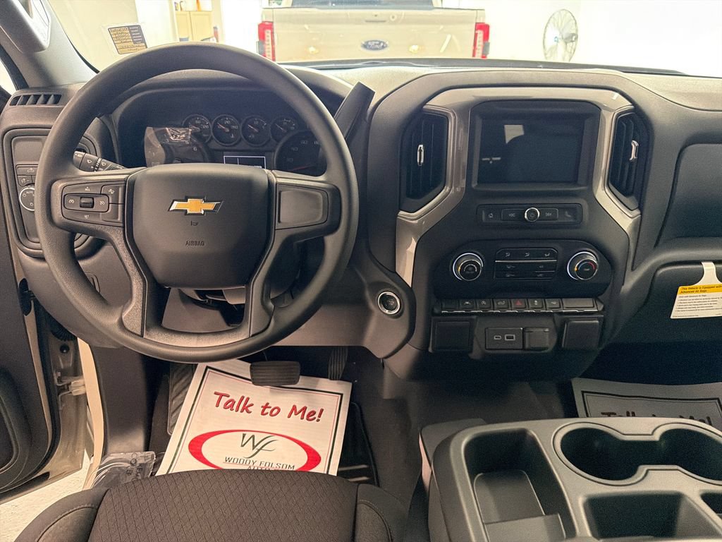 New 2026 Chevrolet Silverado 1500 Custom w/ LPO, Dark Essentials Package RWD image 15