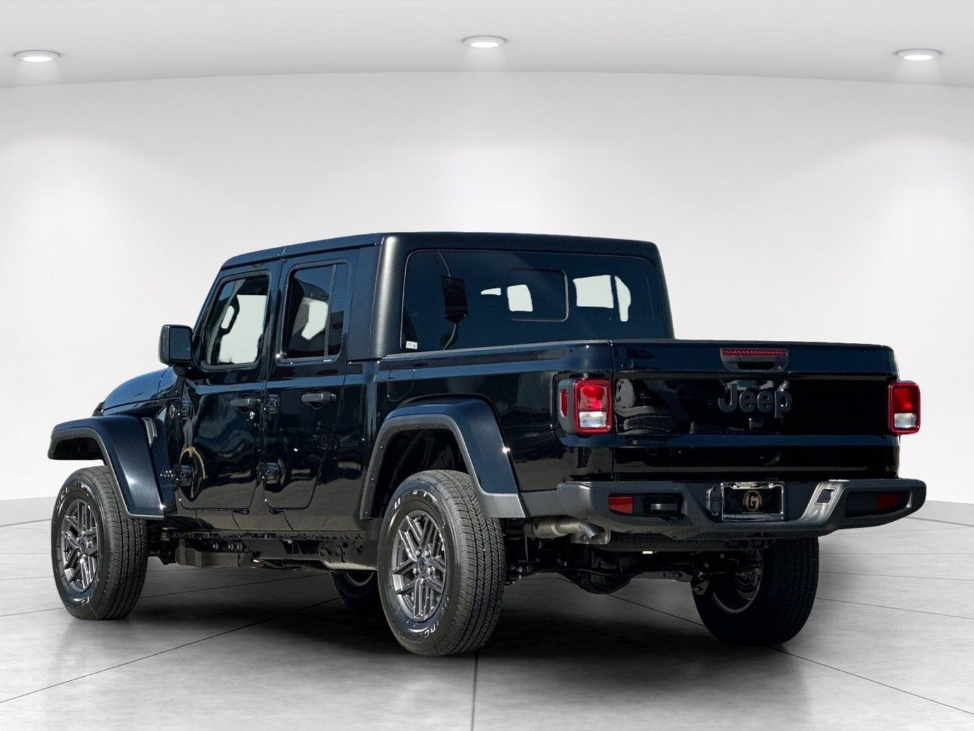 New 2026 Jeep Gladiator Sport AWD/4WD image 5