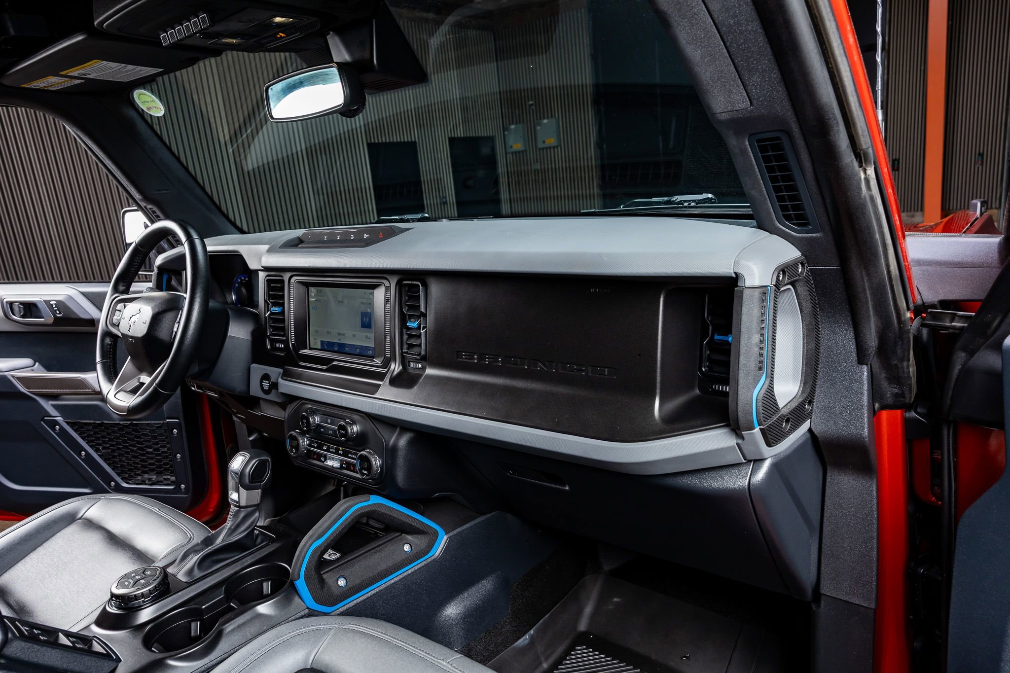 Used 2023 Ford Bronco Black Diamond w/ Sasquatch Package image 23