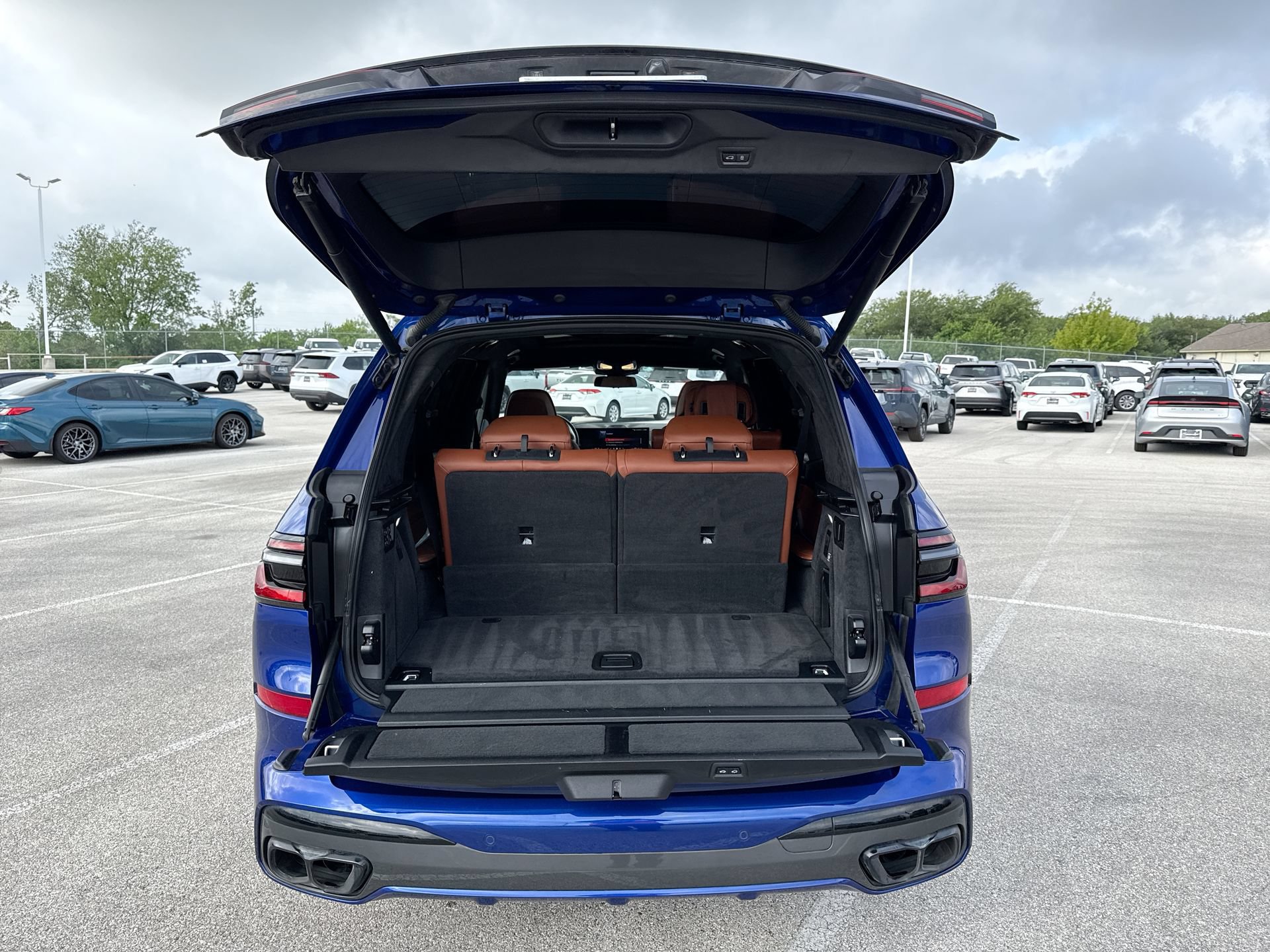 Used 2024 BMW X7 M60i w/ Executive Package AWD/4WD image 20