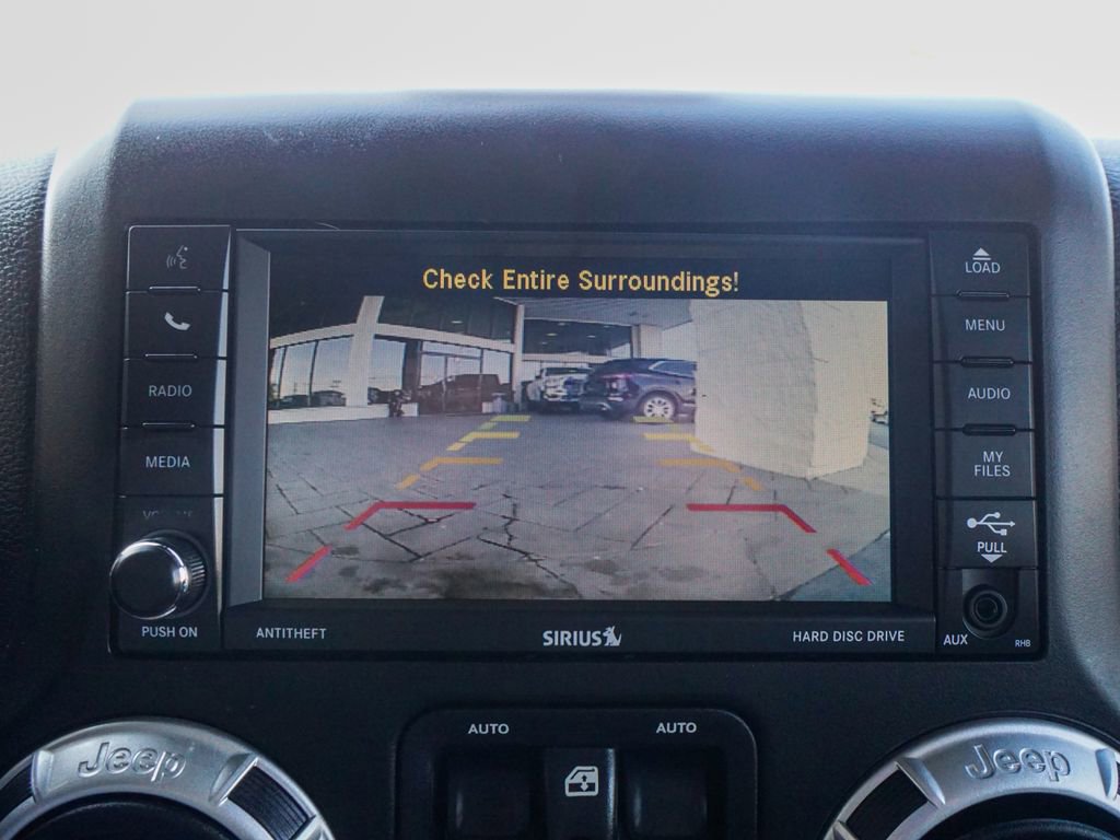 Used 2016 Jeep Wrangler Unlimited Rubicon image 21