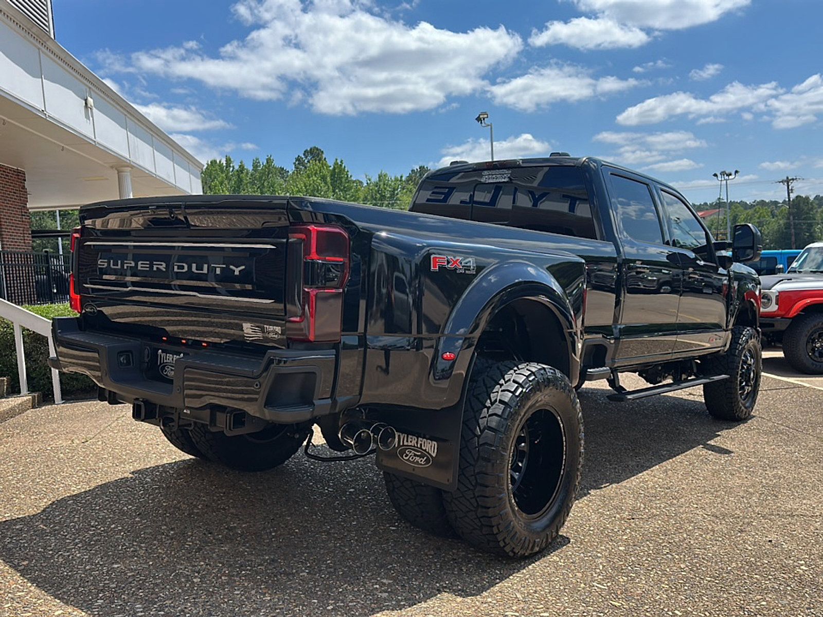 New 2026 Ford F350 Platinum AWD/4WD image 3
