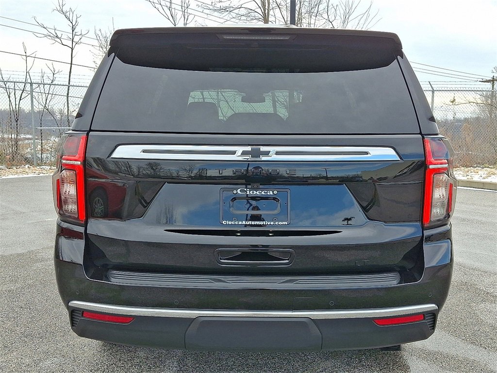 Used 2024 Chevrolet Tahoe LT w/ Luxury Package image 9