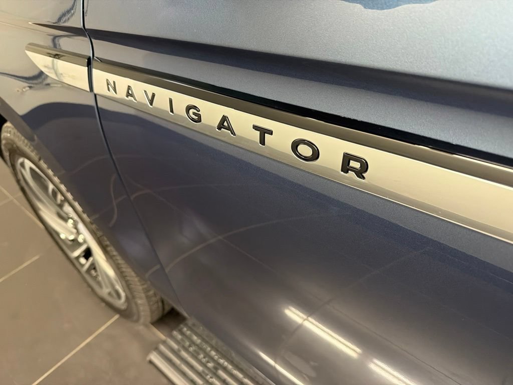 New 2027 Lincoln Navigator Reserve AWD/4WD image 46