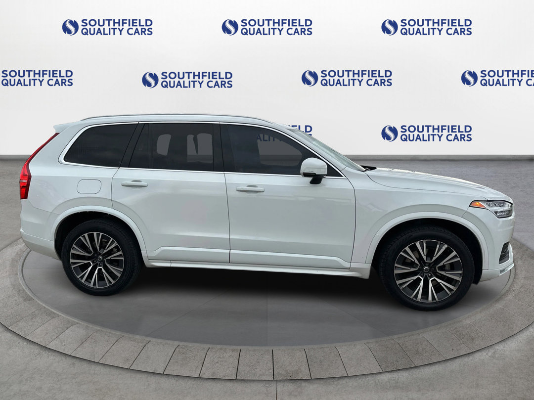 Used 2022 Volvo XC90 T5 Momentum w/ Protection Package Premier image 8