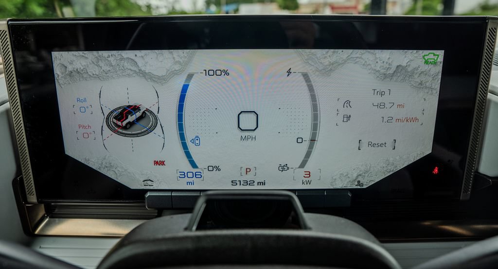 Used 2025 GMC Hummer EV 3X AWD/4WD image 9