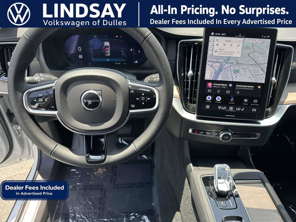 Used 2025 Volvo XC90 B6 Plus AWD/4WD image 10