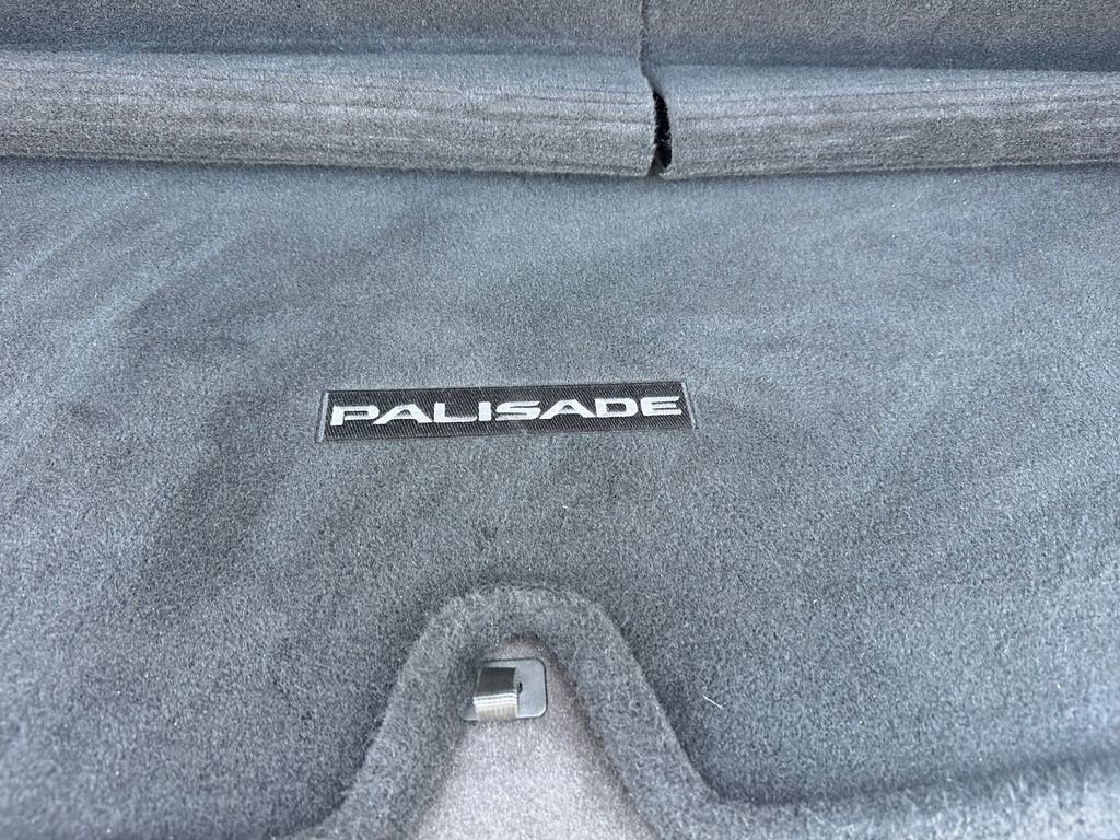 Used 2020 Hyundai Palisade Limited image 48