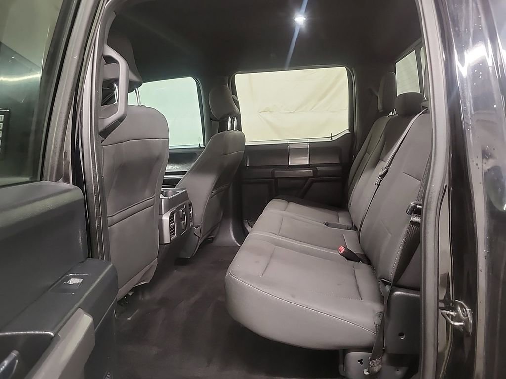 Used 2016 Ford F150 XLT w/ Equipment Group 302A Luxury AWD/4WD image 8