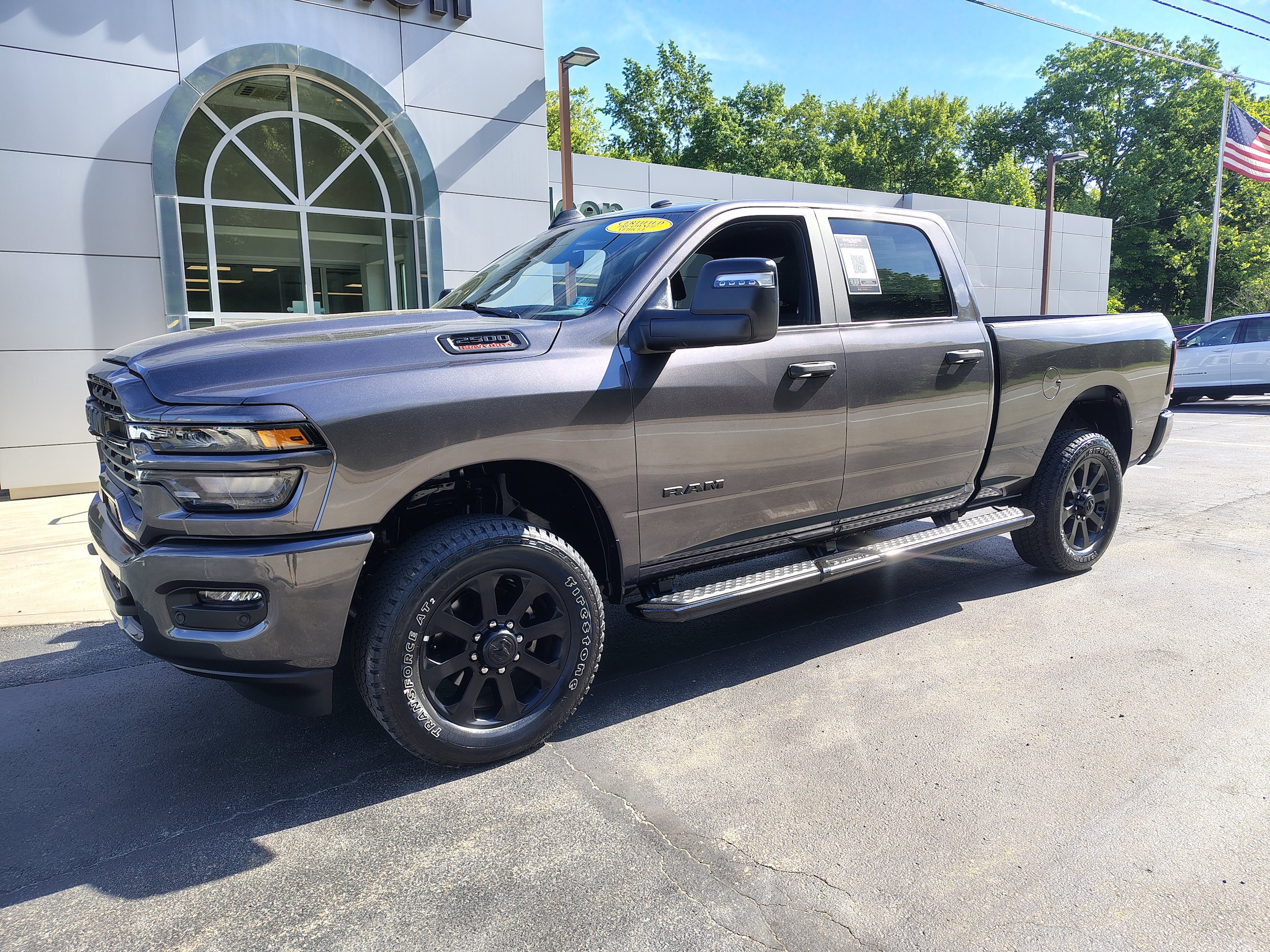Certified 2025 RAM 2500 Big Horn AWD/4WD image 2