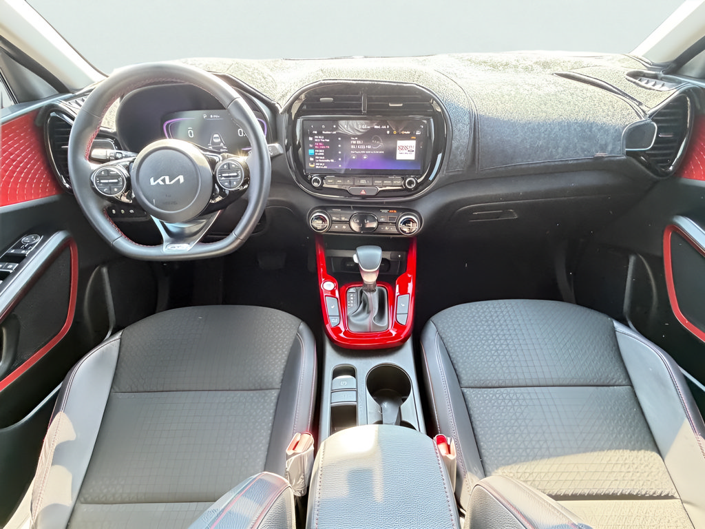 Used 2025 Kia Soul GT-Line w/ GT-Line Technology Package FWD image 24