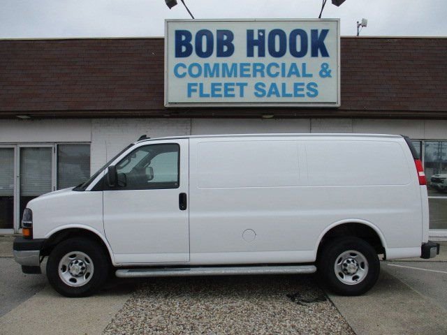 Used 2024 Chevrolet Express 2500 w/ Driver Convenience Package image 29