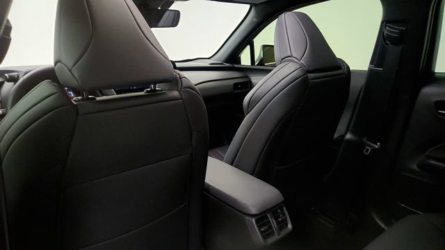 Used 2024 Lexus UX 250h F Sport FWD image 44