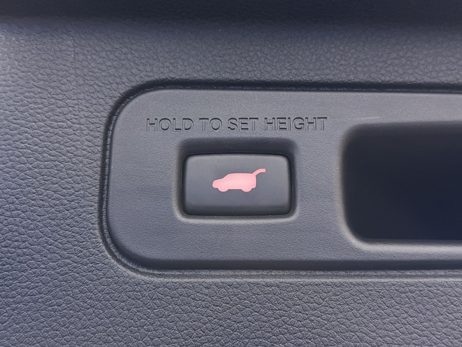 Used 2025 Honda Pilot TrailSport image 31